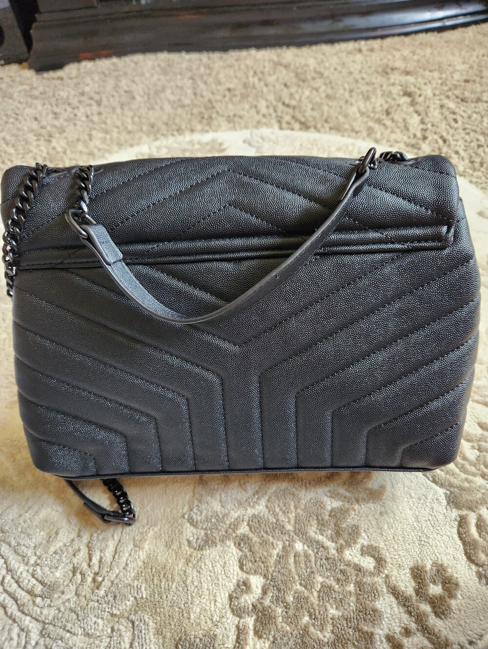 Saint Laurent Black Chevron Quilted Chain Crossbody Bag - Picture 4 of 7